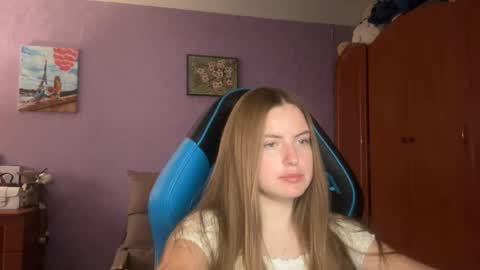 Erica online show from May 18, 7:36 am