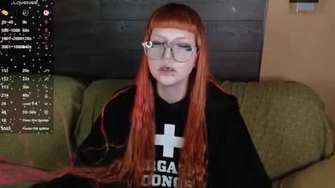 Mia online show from March 16, 10:57 pm