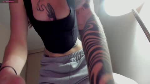 silverhase1 online show from September 27, 11:56 pm