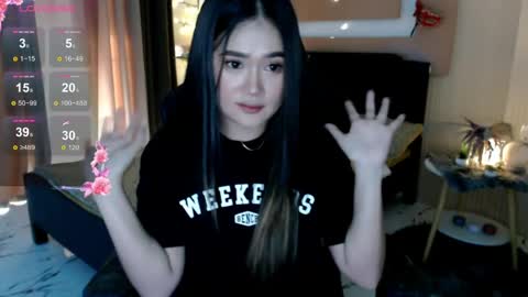 Adrianna Fowler online show from March 24, 12:38 am