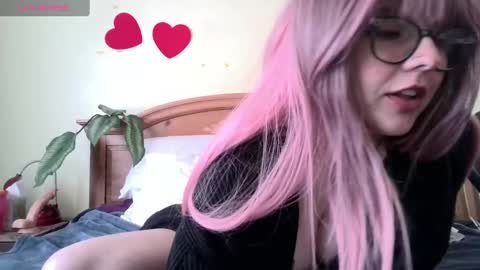 Scarlet online show from March 5, 7:28 pm