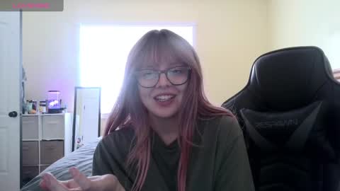 Scarlet online show from January 28, 7:32 pm