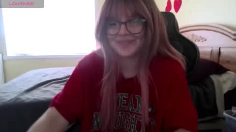 Scarlet online show from February 20, 7:30 pm