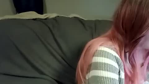 Scarlet online show from December 21, 6:19 am