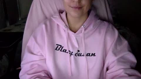 Sindra online show from January 1, 11:29 pm