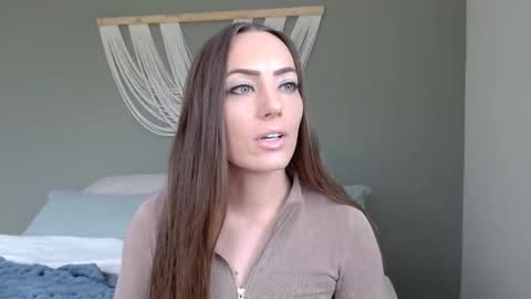 SirenEyes online show from March 19, 7:18 pm