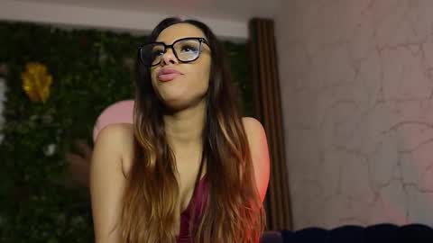 Dee online show from March 11, 3:00 am