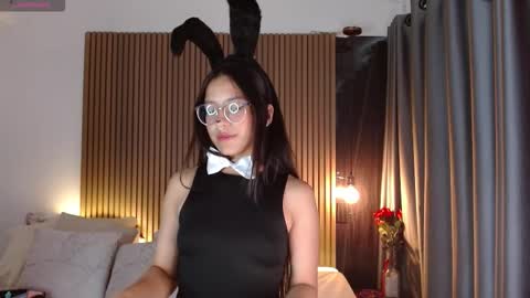 Snapshot of skay_bluee chatting on October 30, 4:30 pm Skay  online show from October 30, 4:30 pm