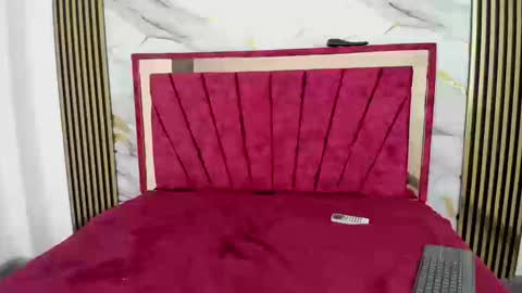 Snapshot of skaylar_95_mylove chatting on September 12, 10:39 pm skaylar_95_mylove online show from September 12, 10:39 pm
