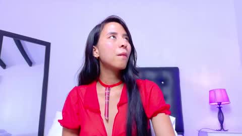 Snapshot of skinny_hottie18 chatting on October 8, 7:40 pm skinny_hottie18 online show from October 8, 7:40 pm