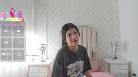 SkinnyGirl online show from March 3, 6:58 pm