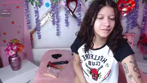Snapshot of skinnyhorny_ chatting on February 26, 3:03 am SKINNYHORNY online show from February 26, 3:03 am