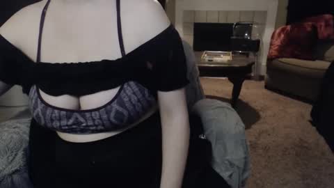 SKYLE   online show from March 9, 12:47 am