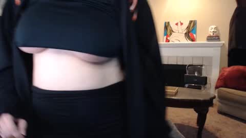 SKYLE   online show from March 10, 7:29 pm