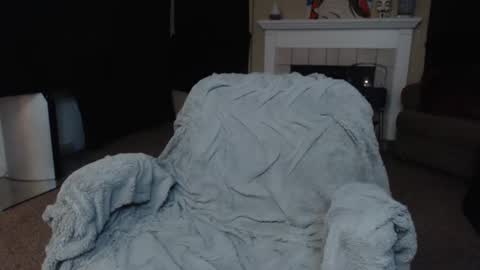 SKYLE   online show from March 10, 2:48 am