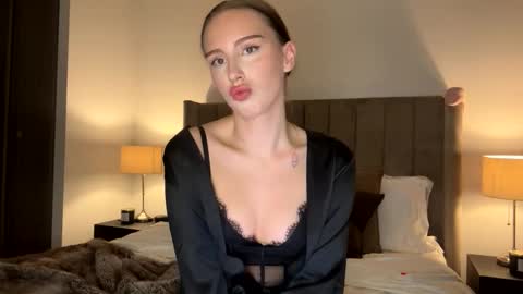 Skylar online show from January 14, 8:47 pm