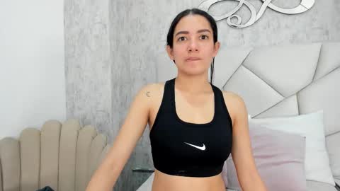 Skyler online show from January 16, 8:27 pm