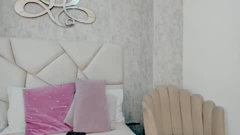 Skyler online show from November 24, 4:14 am