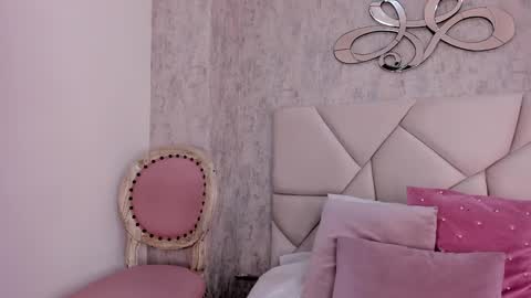 Skyler online show from September 15, 8:38 pm