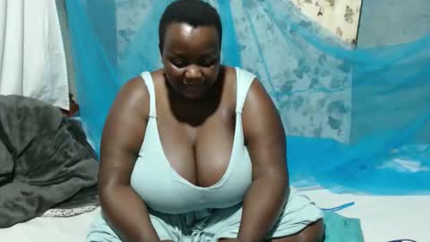 sheliah online show from March 23, 9:26 am