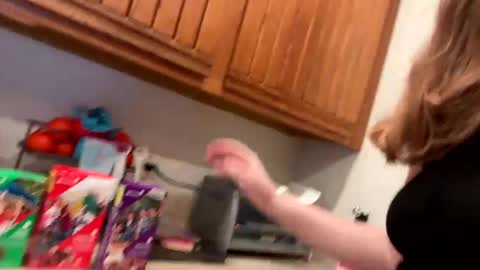 Sky Winters online show from February 23, 3:34 pm