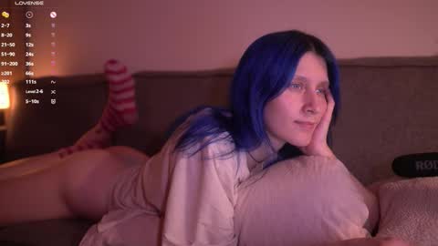 Snapshot of sleepingsonya chatting on September 13, 8:17 pm Sonya online show from September 13, 8:17 pm