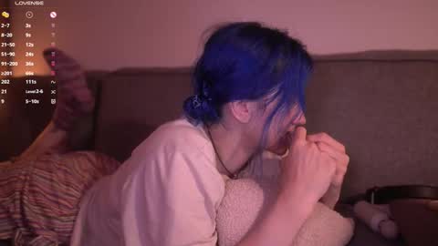 Snapshot of sleepingsonya chatting on September 12, 8:16 pm Sonya online show from September 12, 8:16 pm