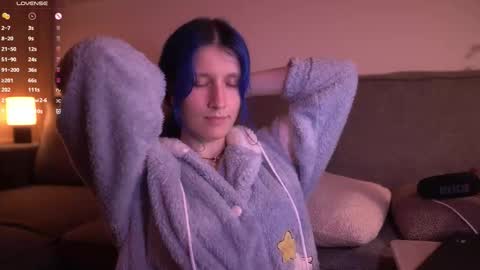 Snapshot of sleepingsonya chatting on September 14, 8:18 pm Sonya online show from September 14, 8:18 pm