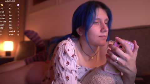 Snapshot of sleepingsonya chatting on September 28, 8:25 pm Sonya online show from September 28, 8:25 pm