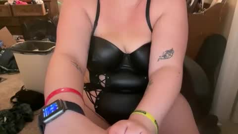 sleepyangel222 online show from October 19, 7:21 am