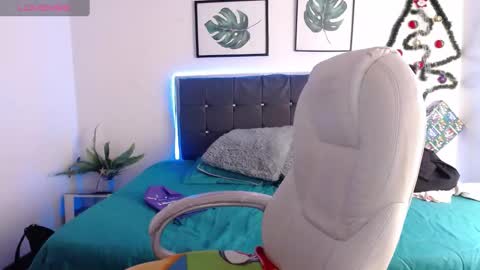 S L E Y online show from December 19, 4:23 am