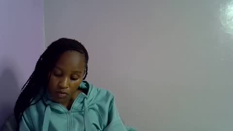 Snapshot of slim_alicia chatting on September 28, 1:27 pm Alicia online show from September 28, 1:27 pm