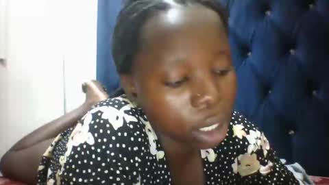 slim_petite_ebony online show from January 13, 5:39 pm