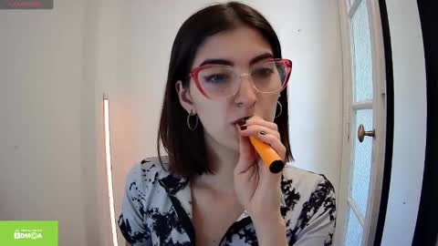 Snapshot of slimbaby69 chatting on December 11, 1:49 pm Ivi online show from December 11, 1:49 pm