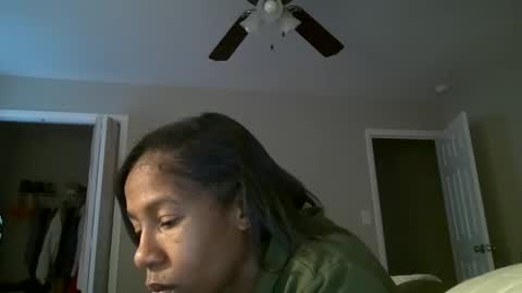 slimmmgooodiexoxo online show from December 19, 12:41 pm