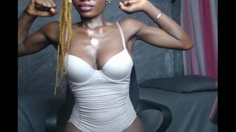 Snapshot of slimzyx chatting on March 7, 7:27 pm slimzyx online show from March 7, 7:27 pm