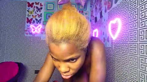 slimzyxdoll online show from January 7, 10:13 pm