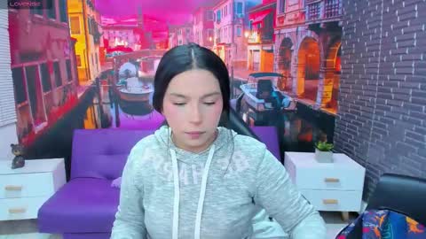 Mariana Torres online show from November 11, 1:52 pm