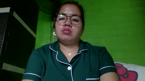 Lovewella online show from December 18, 1:10 am