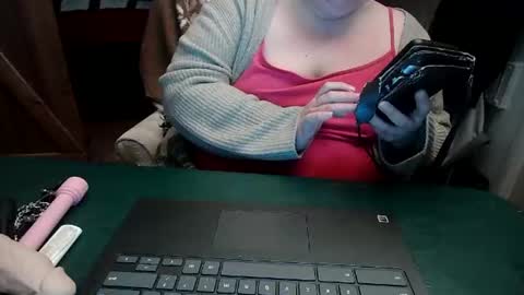 smalltowntrouble online show from March 1, 3:06 am