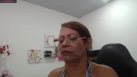 Smileth online show from October 27, 1:50 pm