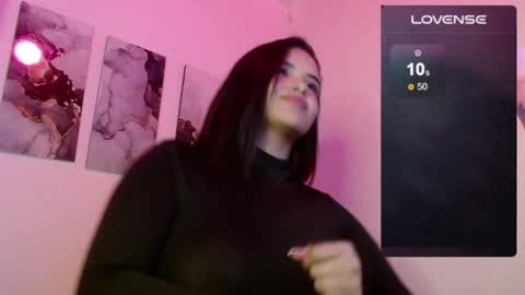 nina online show from November 14, 9:31 am