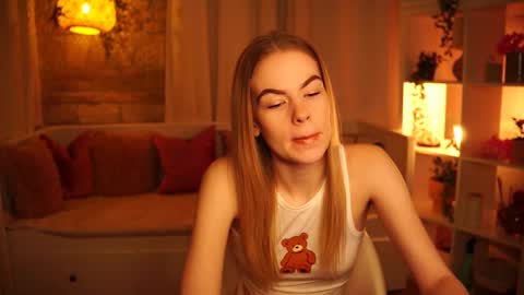 Hanna online show from December 5, 12:11 pm