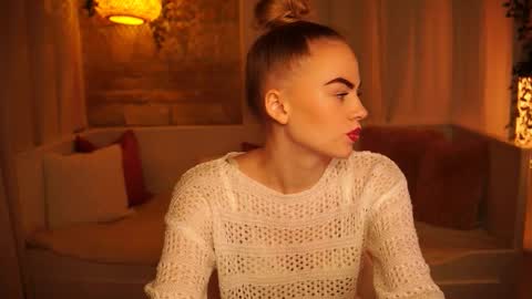 Hanna online show from February 5, 2:37 pm