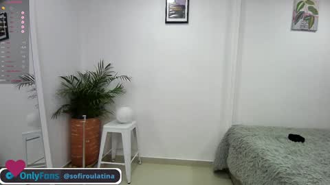 soffi_rousel_ online show from January 10, 5:34 pm