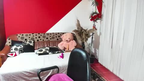 Soffy online show from December 23, 4:38 am