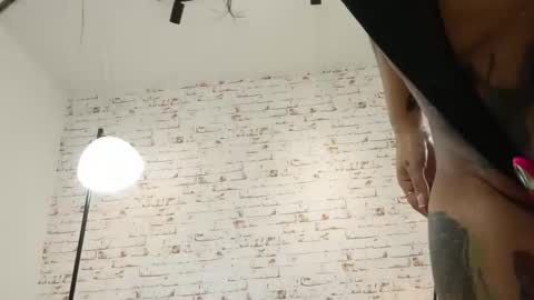 sofhia cruz online show from February 5, 4:15 am