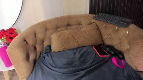 SOFIA online show from February 27, 1:49 am