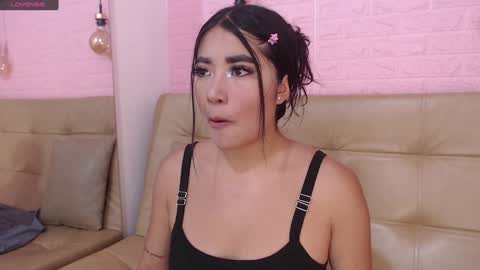 Snapshot of sofi_sweet09 chatting on January 15, 7:23 pm Susy online show from January 15, 7:23 pm