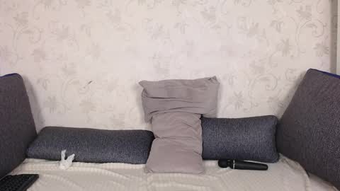 Sofia here online show from April 9, 4:48 am